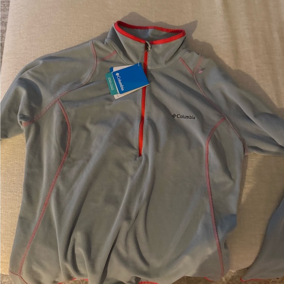 Columbia Light Gray and Red Quarter-Zip Pullover - Picture 1 of 2